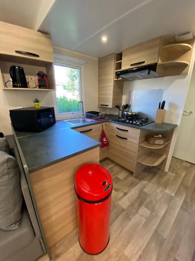 Mobil Home De Charme Frejus Exterior photo